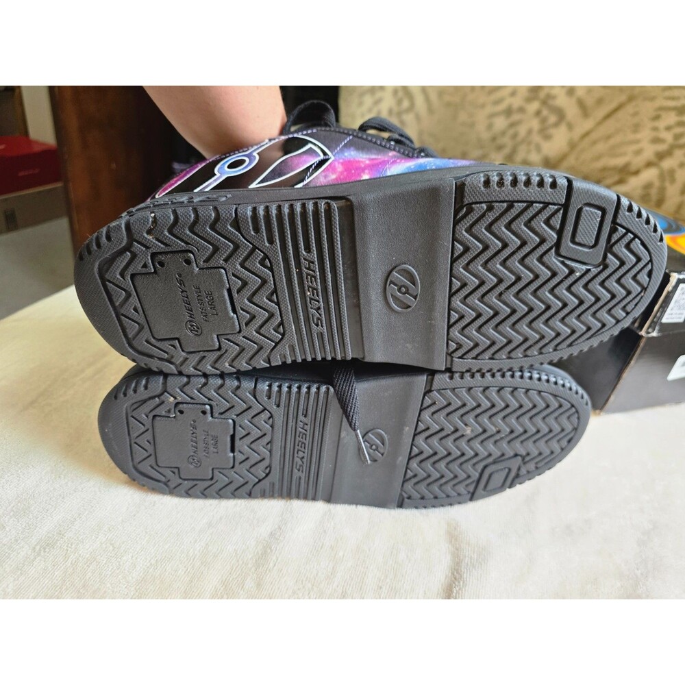 HEELYS Kolect Prints (Little Kid/Big Kid/Adult) Size 11 Men, 12 Woman - Picture 5 of 8
